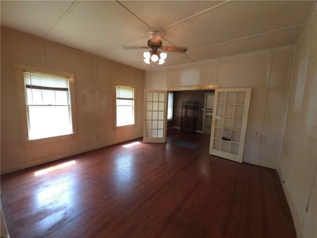 111 N Julia Street, Mobile, AL 36604