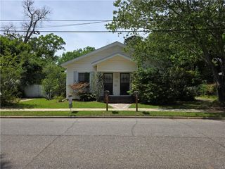 111 N Julia Street, Mobile, AL 36604