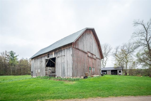6333 195th Avenue, Stanwood, MI 49346