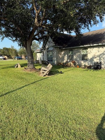 11802 Old Spanish Trail, Santa Fe, TX 77510