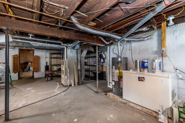 909 Congress Street, Ottawa, IL 61350