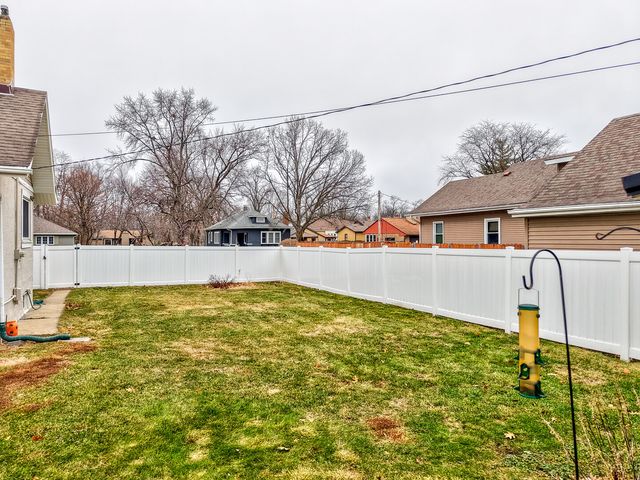 909 Congress Street, Ottawa, IL 61350