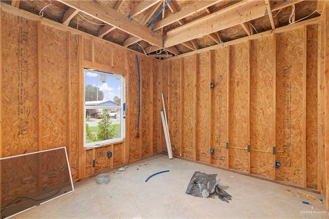 811 Main Grove Street, Donna, TX 78516