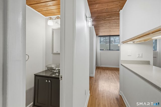 2 Gillette Court D, Simsbury, CT 06070