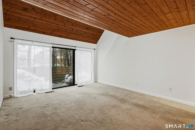 2 Gillette Court D, Simsbury, CT 06070