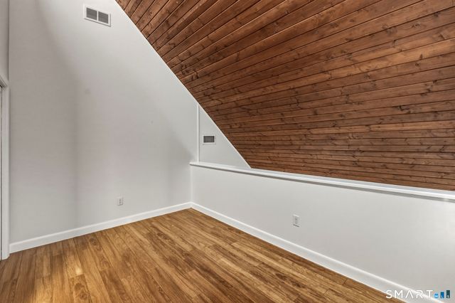 2 Gillette Court D, Simsbury, CT 06070