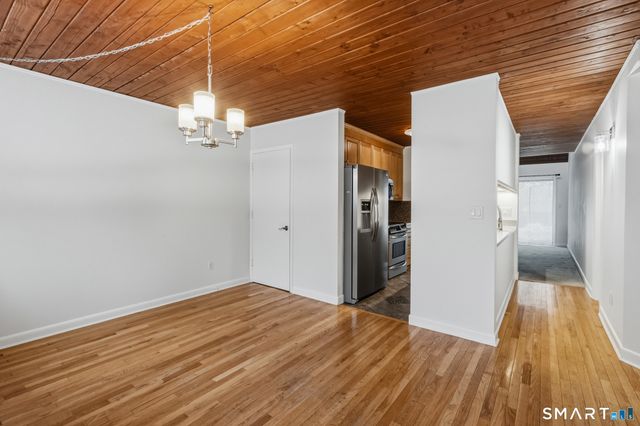 2 Gillette Court D, Simsbury, CT 06070