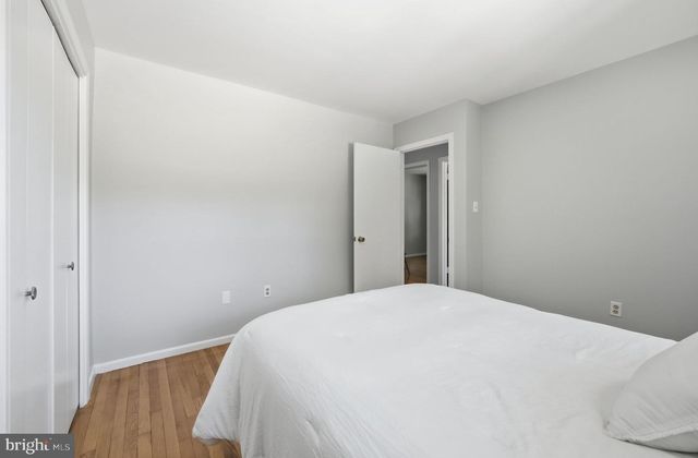 2327 RIVIERA DR, Vienna, VA 22181