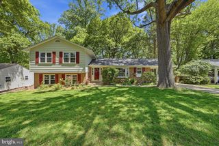 2327 RIVIERA DR, Vienna, VA 22181