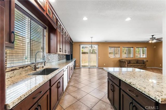 43203 Fanchon Avenue, Lancaster, CA 93536