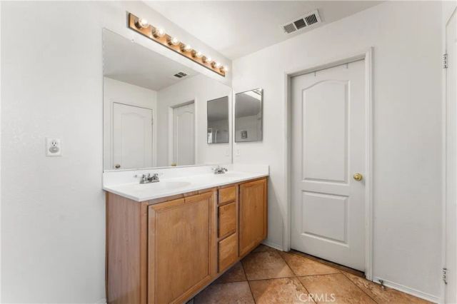 43203 Fanchon Avenue, Lancaster, CA 93536