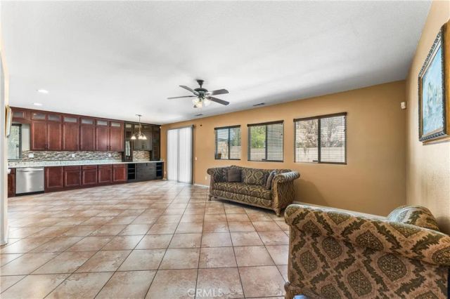 43203 Fanchon Avenue, Lancaster, CA 93536