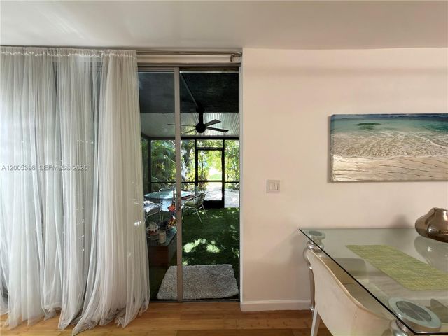 1001 Three Islands Blvd 31, Hallandale Beach, FL 33009