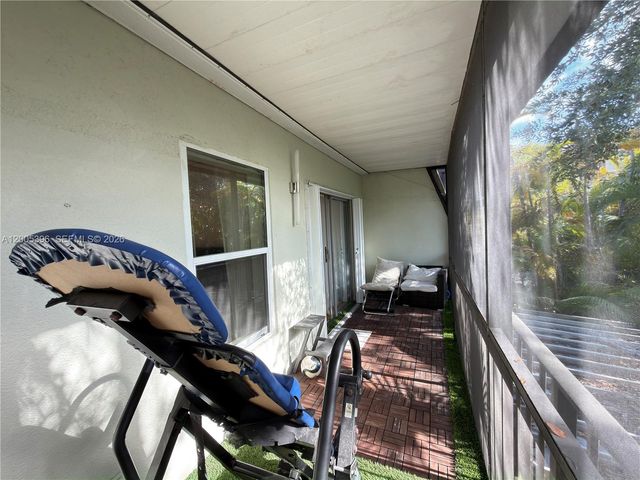 1001 Three Islands Blvd 31, Hallandale Beach, FL 33009