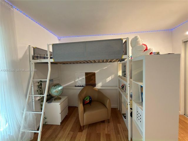 1001 Three Islands Blvd 31, Hallandale Beach, FL 33009