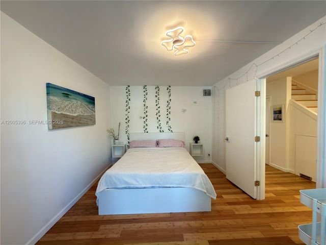 1001 Three Islands Blvd 31, Hallandale Beach, FL 33009