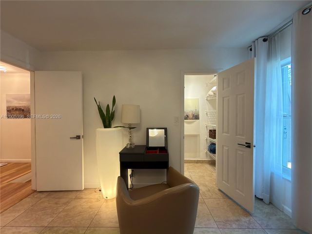 1001 Three Islands Blvd 31, Hallandale Beach, FL 33009