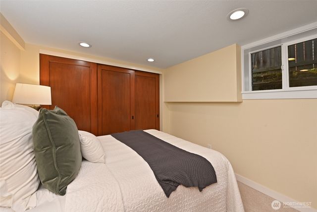 8046 18th Avenue NW, Seattle, WA 98117
