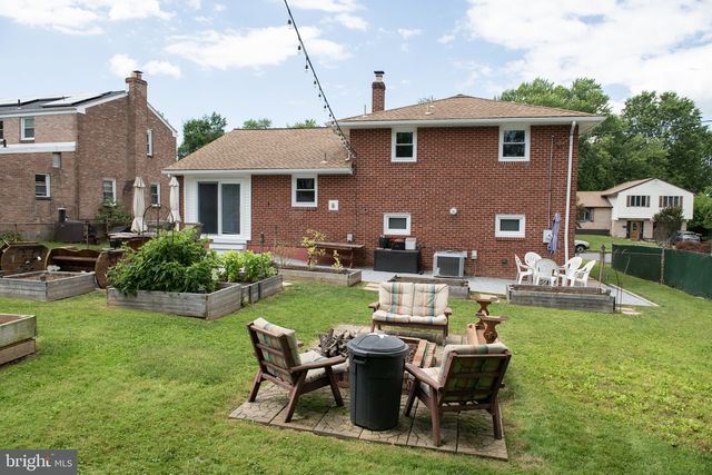 13 HILLCROFT RD, Newark, DE 19711