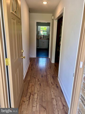 13 HILLCROFT RD, Newark, DE 19711