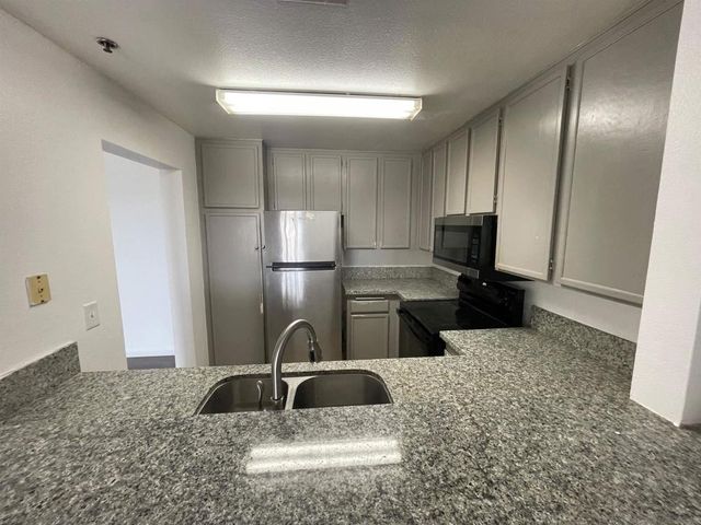 3980 Faircross 29, San Diego, CA 92115
