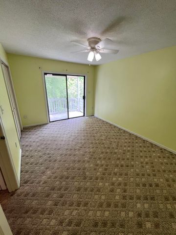 5040 Foxwood Drive, North Charleston, SC 29418