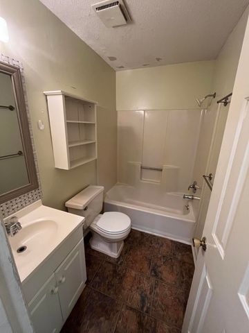 5040 Foxwood Drive, North Charleston, SC 29418
