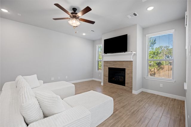 108 Yellow Perch Way, Conroe, TX 77318