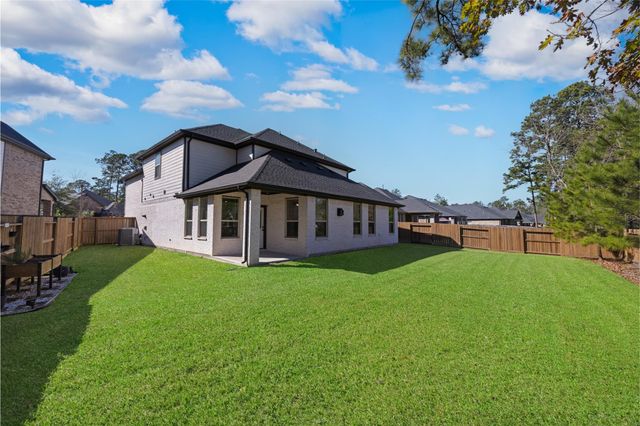 108 Yellow Perch Way, Conroe, TX 77318