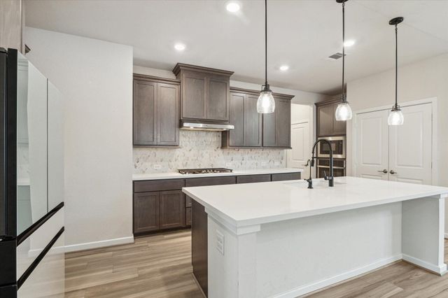 9219 Edgeberry Drive, Cypress, TX 77433