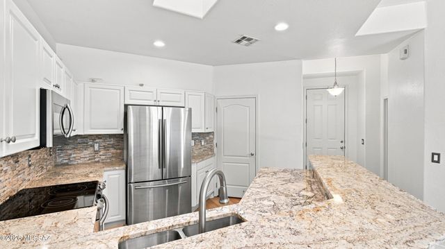 13401 N Rancho Vistoso Blvd Unit 204, Oro Valley, AZ 85755