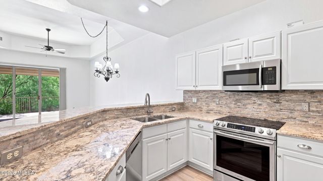 13401 N Rancho Vistoso Blvd Unit 204, Oro Valley, AZ 85755