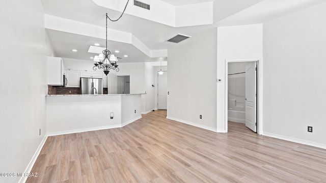 13401 N Rancho Vistoso Blvd Unit 204, Oro Valley, AZ 85755