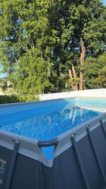 2510 NW 110th Ter, Sunrise, FL 33322