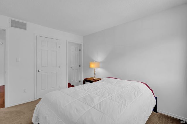 718 E Bayberry Court, Bloomington, IN 47401