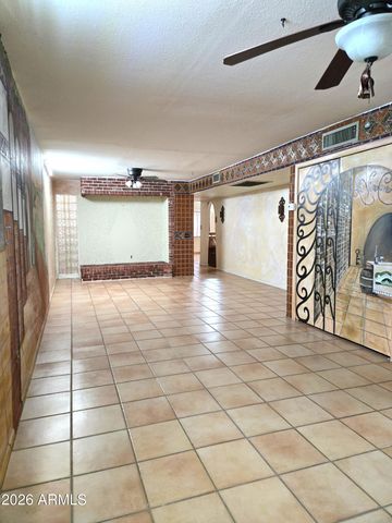 4747 W PALMAIRE Avenue, Glendale, AZ 85301