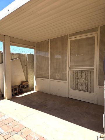 4747 W PALMAIRE Avenue, Glendale, AZ 85301