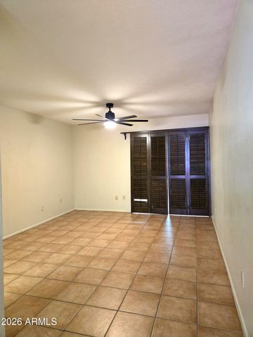 4747 W PALMAIRE Avenue, Glendale, AZ 85301