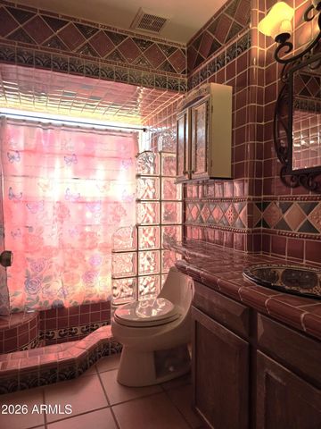 4747 W PALMAIRE Avenue, Glendale, AZ 85301