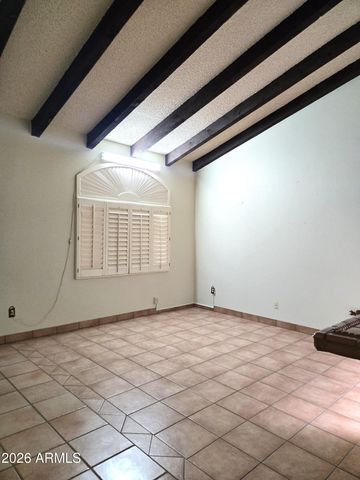 4747 W PALMAIRE Avenue, Glendale, AZ 85301