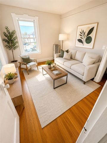 422 Pawtucket Avenue 11, Pawtucket, RI 02860