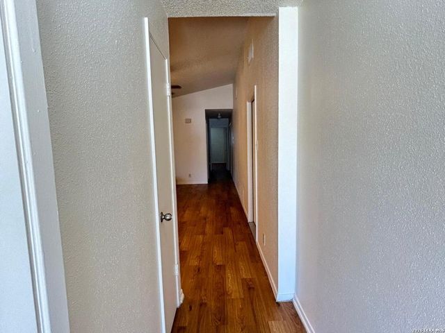 6308 Worchester Knls, San Antonio, TX 78233