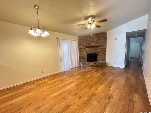 6308 Worchester Knls, San Antonio, TX 78233