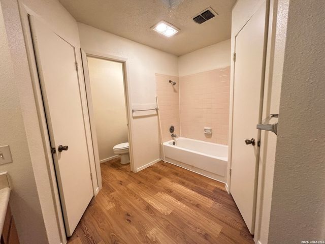 6308 Worchester Knls, San Antonio, TX 78233