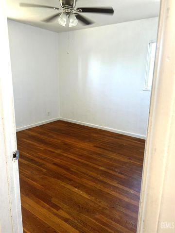 1417 Dorian Drive, Bakersfield, CA 93304