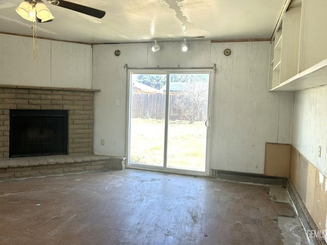 1417 Dorian Drive, Bakersfield, CA 93304