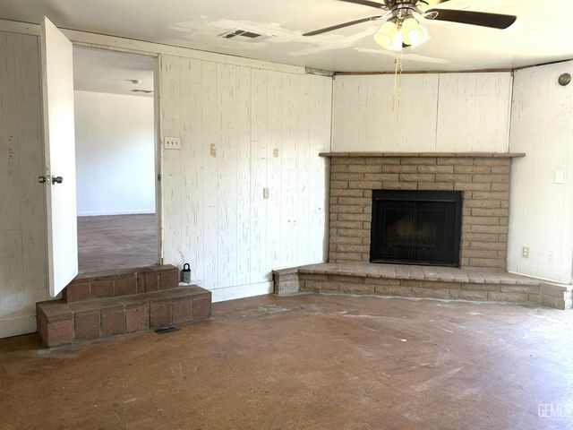 1417 Dorian Drive, Bakersfield, CA 93304