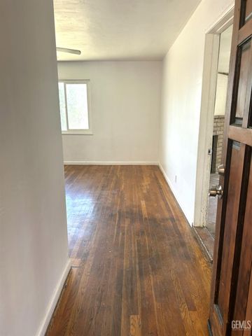 1417 Dorian Drive, Bakersfield, CA 93304