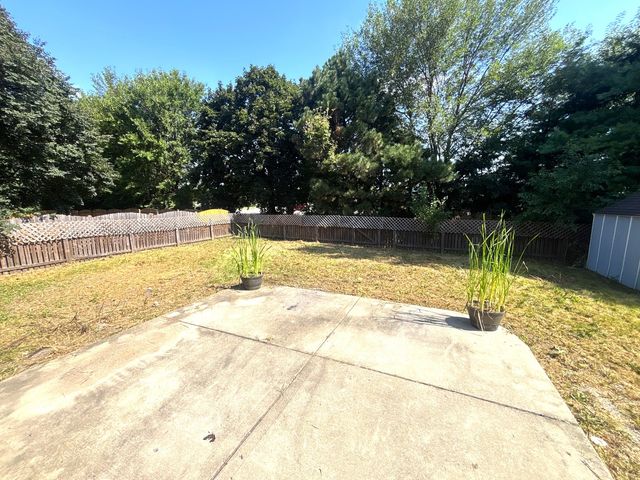 115 Seton Creek Drive, Oswego, IL 60543