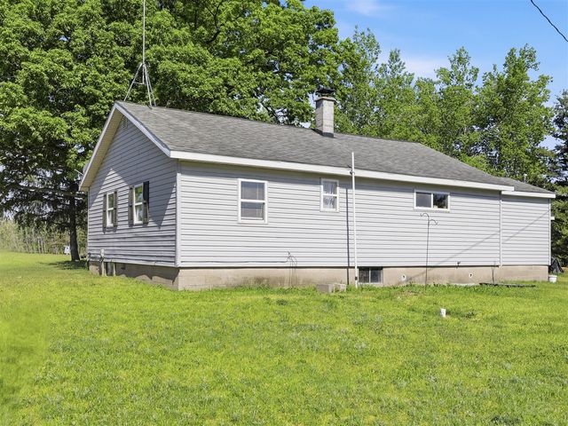 12934 40th Avenue, Remus, MI 49340